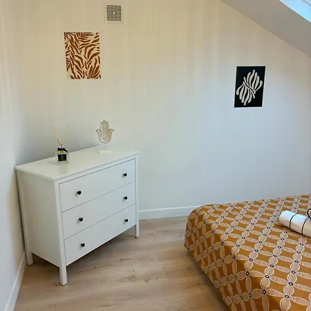 2 Avec Vue Sur La Cathedrale - Coeur D'angers أنجير